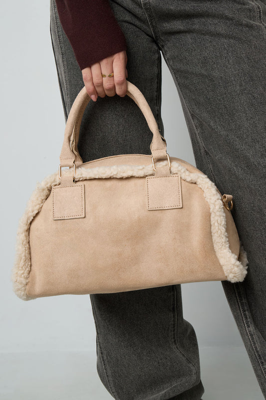 Shoulder bag with teddy details